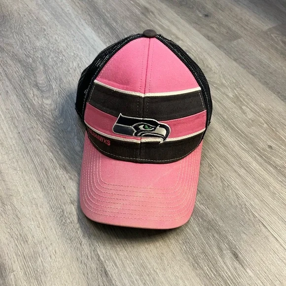 Reebok | Accessories | Seattle Seahawks Breast Cancer  display picture 2